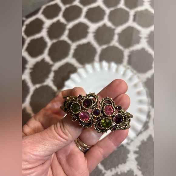 Goldtone Cuff Bracelet Victorian Coventry Vintage Multi Color Stone signed - Picture 11 of 16